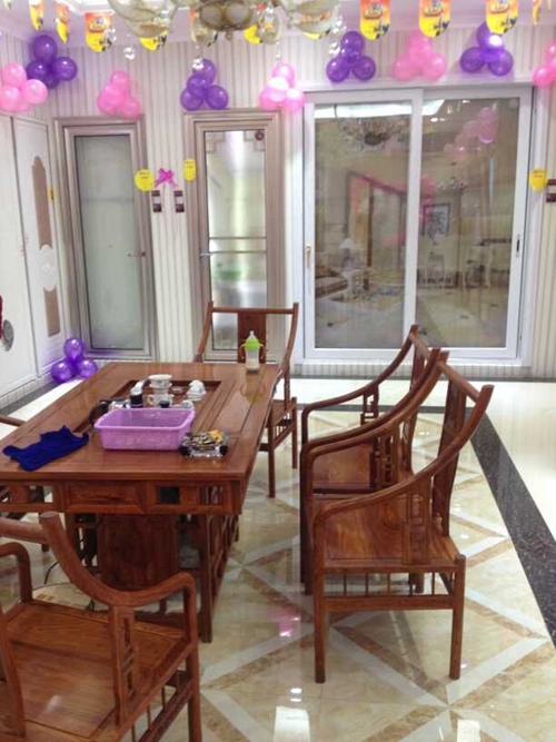 “携手同行，共创辉煌” 热烈庆祝赫章富轩专卖店隆重开业