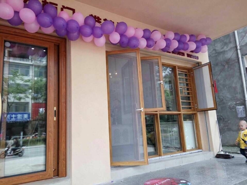 让你久等了！富轩专卖店开业“大四喜”，闪耀“五一”舞台