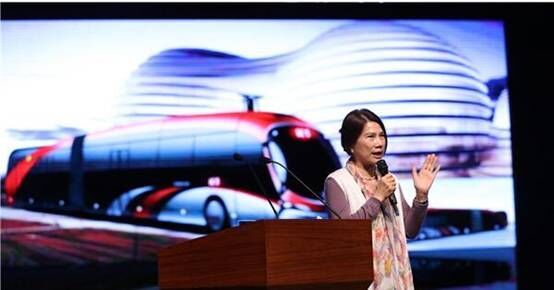 铝合金门窗十大品牌如何看待董小姐要造汽车