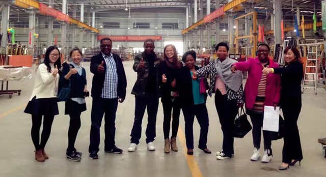 富轩门窗喜迎2017开年红，非洲客户来访砸大单！