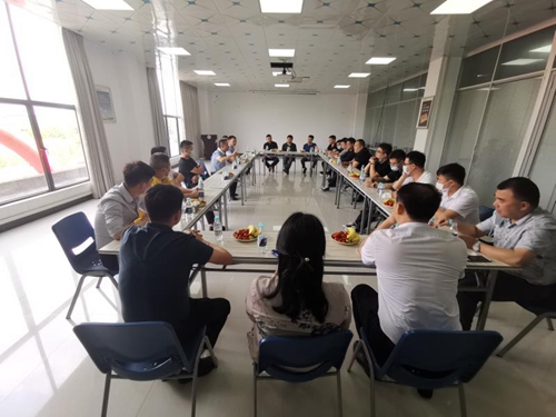行业大咖来访富轩门窗总部，共探门窗行业发展未来