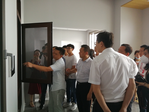 大咖访团来访，江西安义县领导团参观富轩门窗门窗总部
