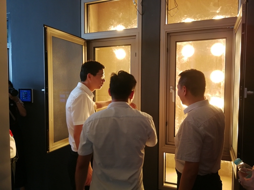 大咖访团来访，江西安义县领导团参观富轩门窗门窗总部