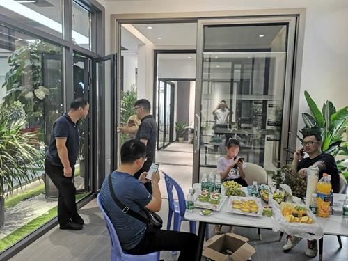 夏日狂欢，富轩门窗南宁专卖店火热开业销售额突破200万！