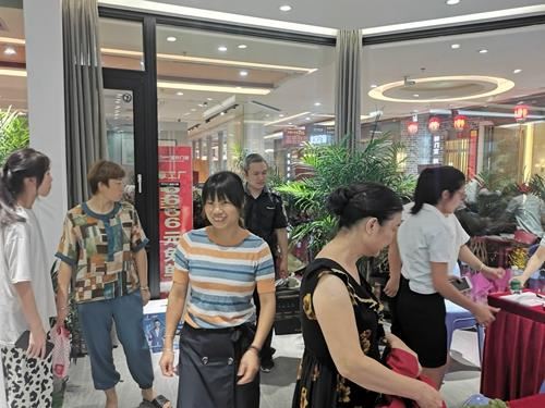 夏日狂欢，富轩门窗南宁专卖店火热开业销售额突破200万！
