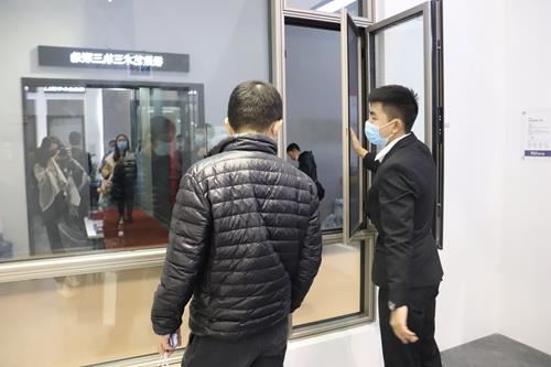 富轩门窗高定展圈粉无数，品味门窗高定之美