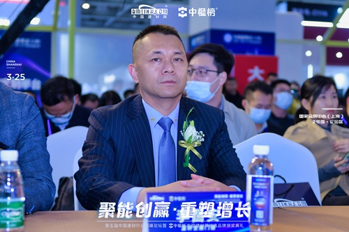 霸气！连获3项奖，连续3年获“铝合金门窗影响力品牌”、战略合作伙伴、明星服务商