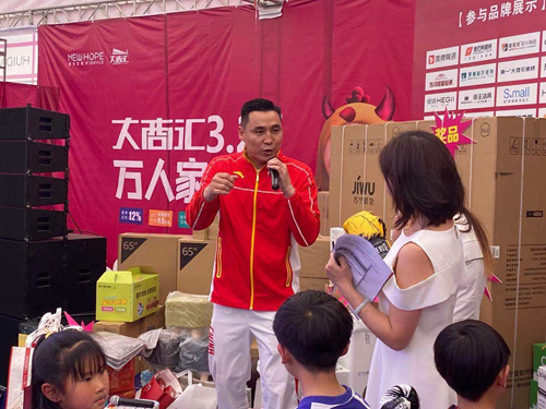 冠军品质中国行|富轩全屋门窗昆明大商活动圆满成功！