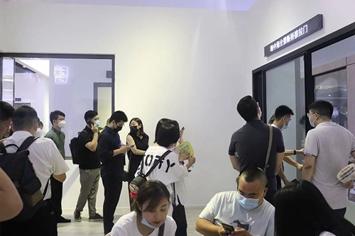 聚焦建博会|富轩全屋门窗新品耀目绽放，展现硬核担当！
