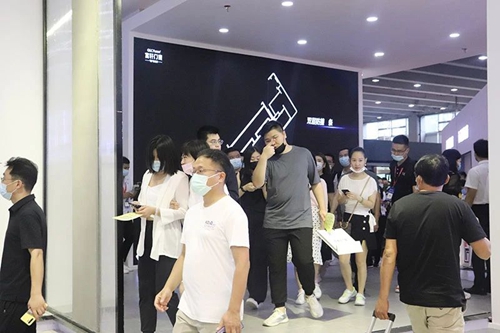 聚焦建博会|富轩全屋门窗新品耀目绽放，展现硬核担当！