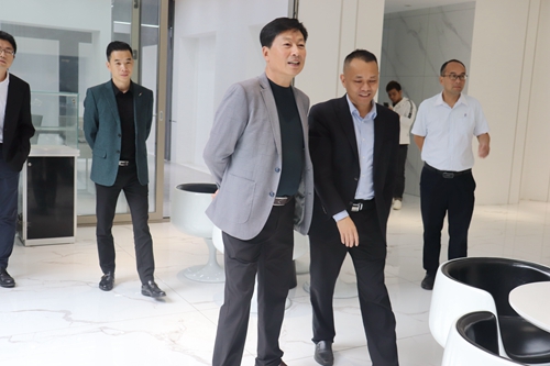 行业交流|南京移门协会会长走访富轩全屋门窗