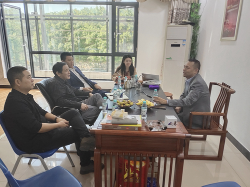 名师到访富轩全屋门窗，探讨行业态势！