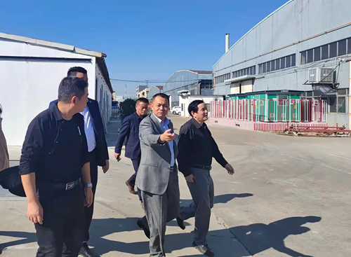 名师到访富轩全屋门窗，探讨行业态势！