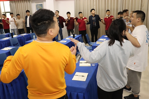 并肩发展，同向未来|春季新员工启航训练营圆满成功
