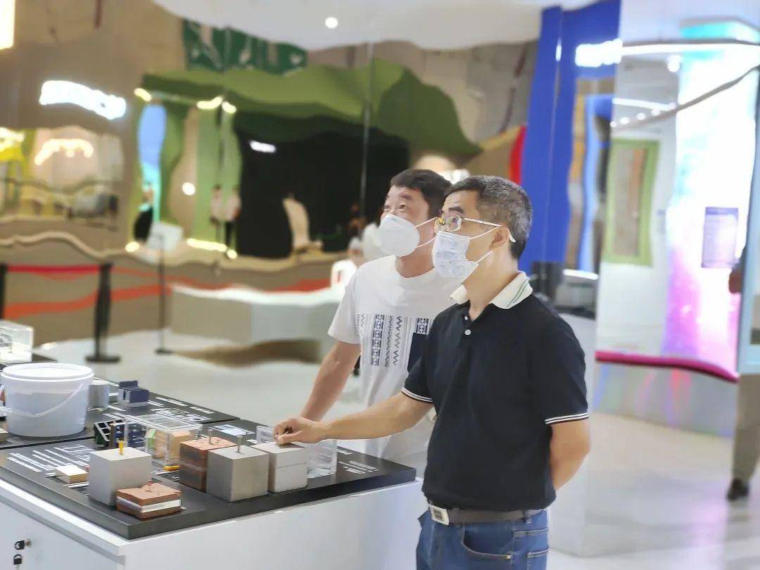 潮生活 匠新品｜富轩全屋门窗上海建博会DAY1收获多项荣誉 