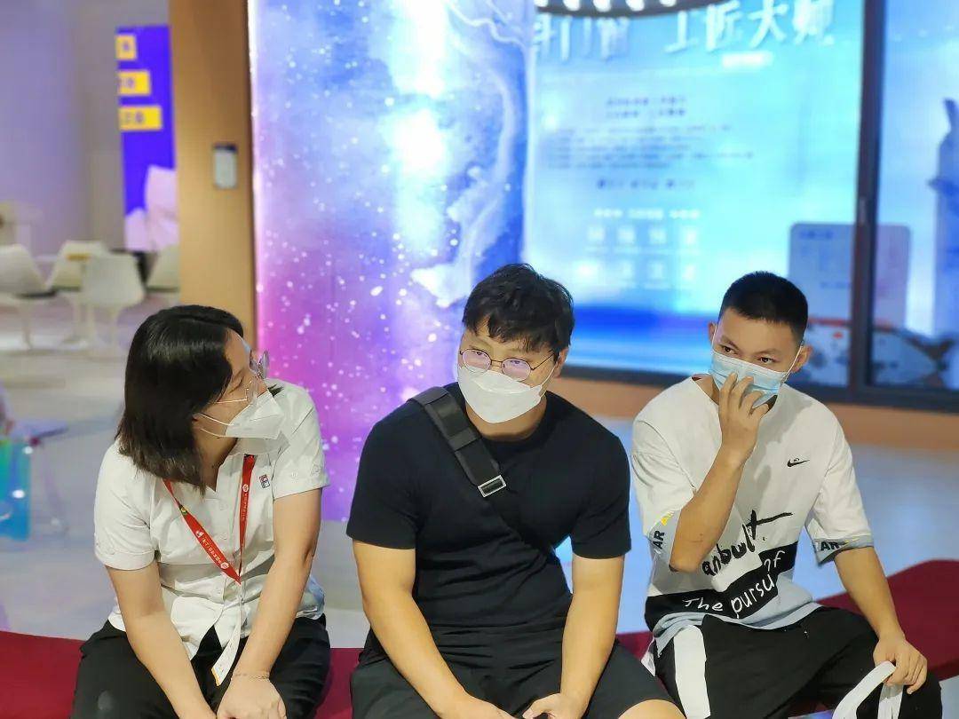 潮生活 匠新品｜富轩全屋门窗上海建博会DAY1收获多项荣誉 