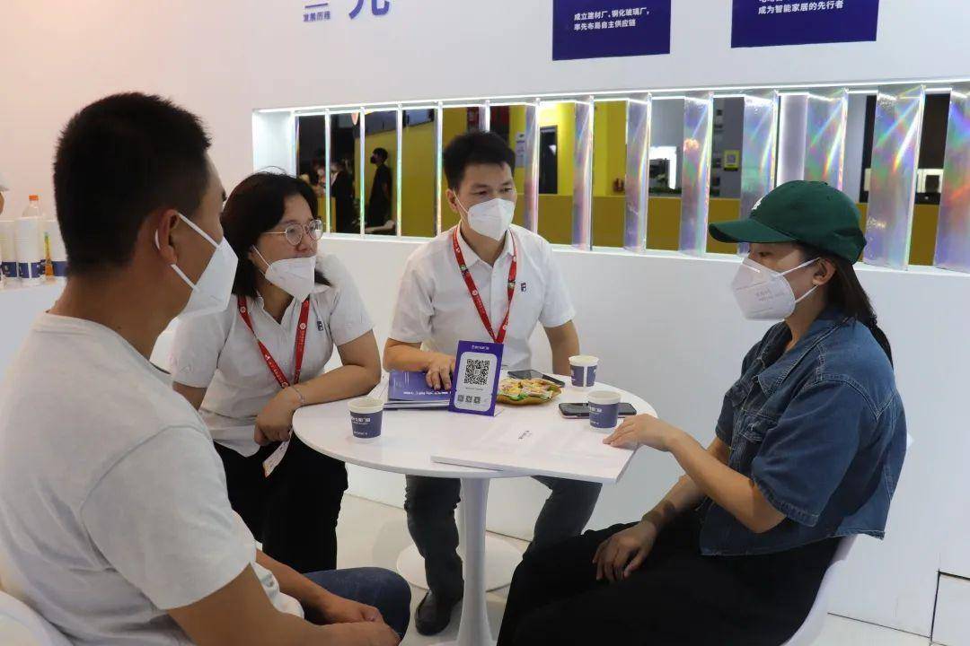 潮生活 匠新品｜富轩全屋门窗上海建博会DAY1收获多项荣誉 