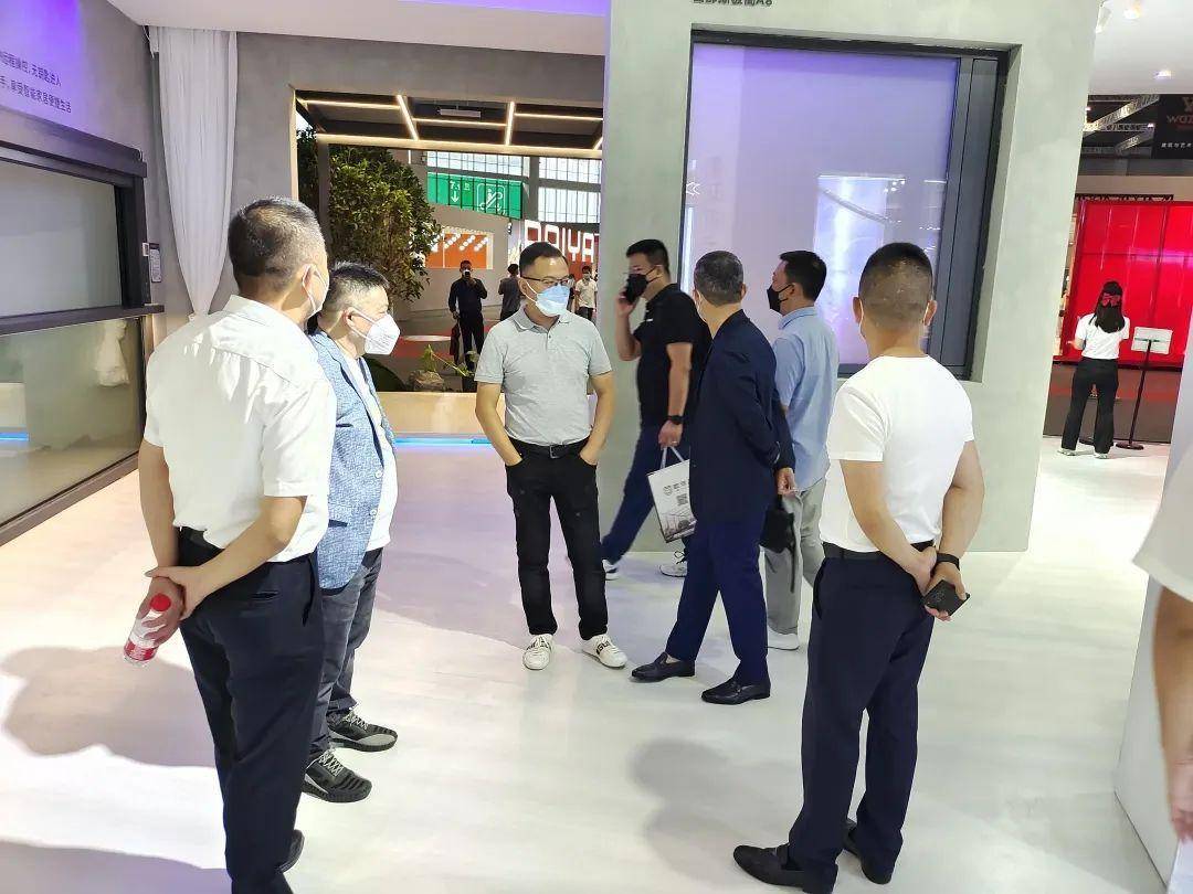 潮生活 匠新品｜富轩全屋门窗上海建博会DAY1收获多项荣誉 