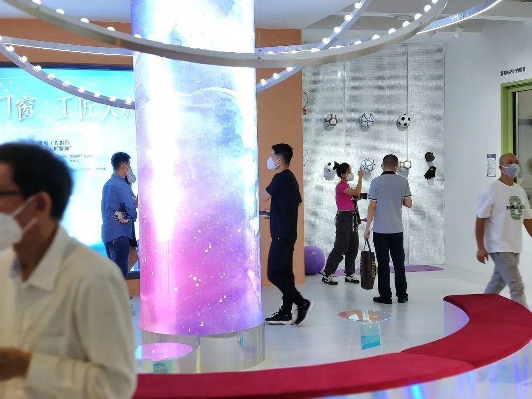 富轩全屋门窗上海建博会DAY2热力持续吹响财富集结号 