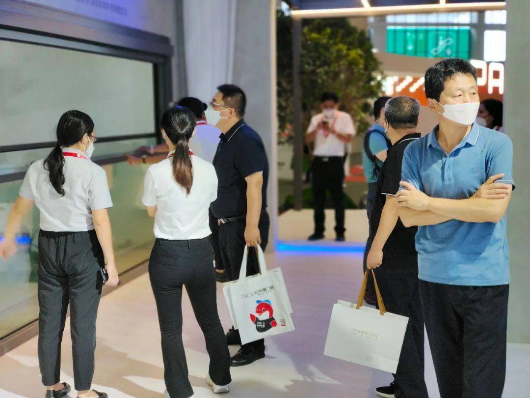 富轩全屋门窗上海建博会DAY3展厅圈粉无数 