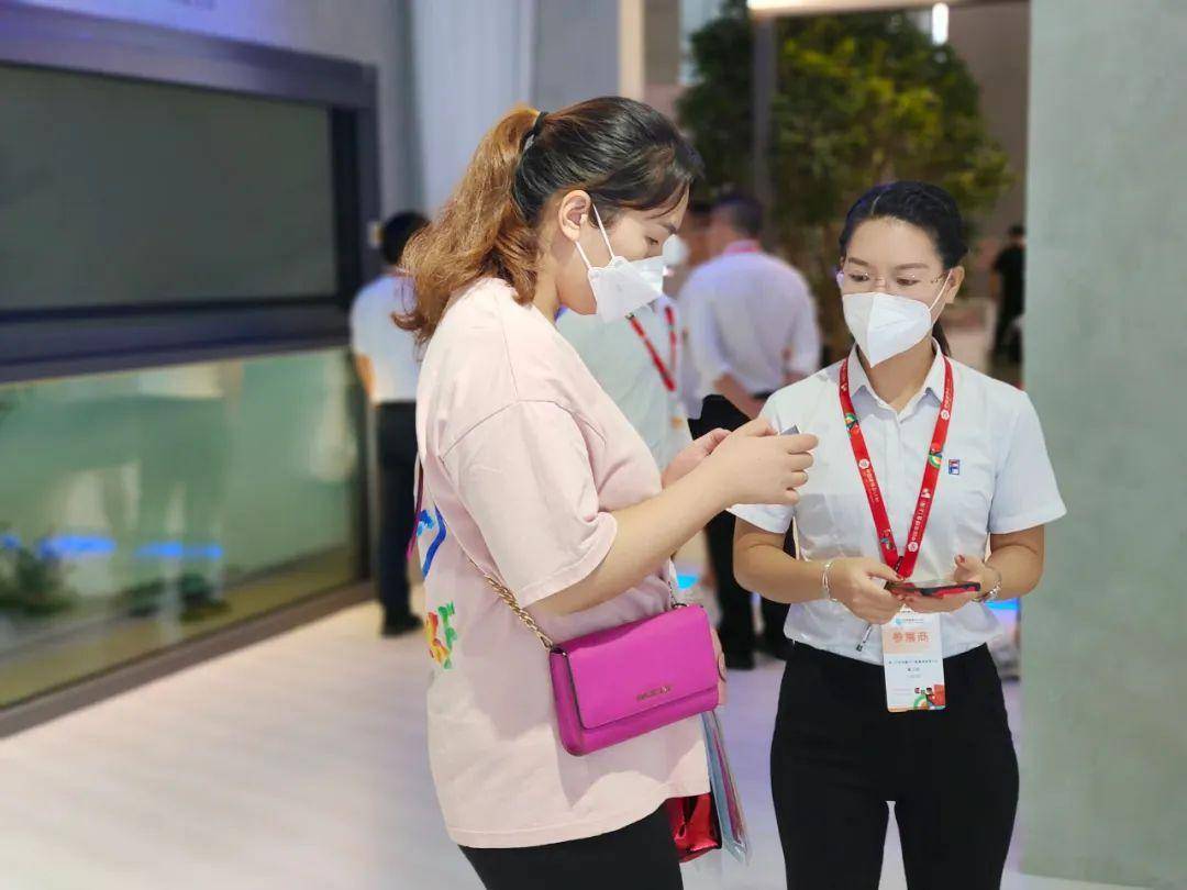 富轩全屋门窗上海建博会DAY3展厅圈粉无数 