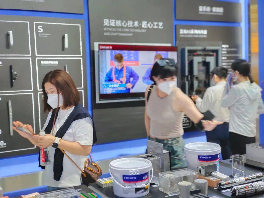 富轩全屋门窗上海建博会DAY3展厅圈粉无数 