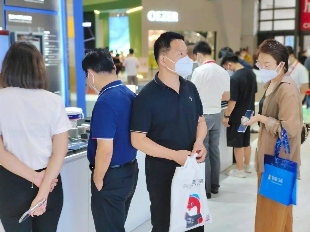 富轩全屋门窗上海建博会DAY3展厅圈粉无数 