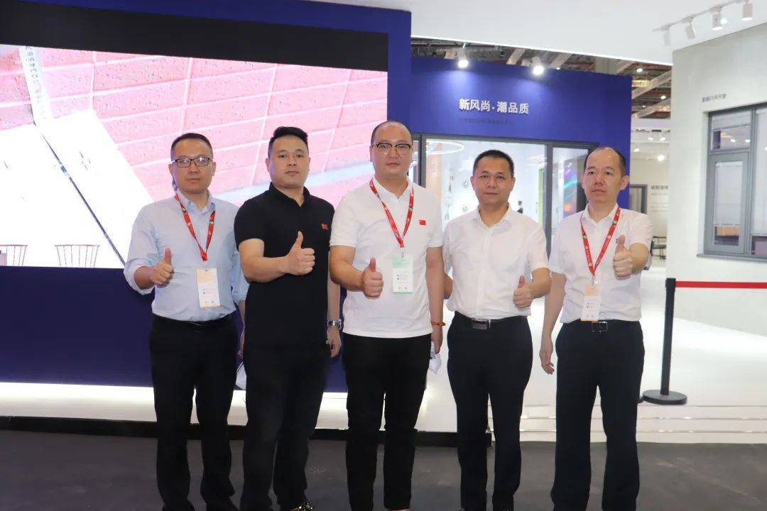 勇夺佳绩 再创辉煌|富轩全屋门窗上海建博会圆满收官! 勇夺佳绩 再创辉煌|富轩全屋门窗上海建博会圆满收官!