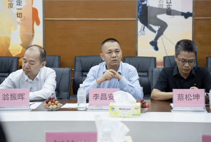 合作创双赢|热烈欢迎御鼎国际和华人设计网莅临富轩全屋门窗参观交流