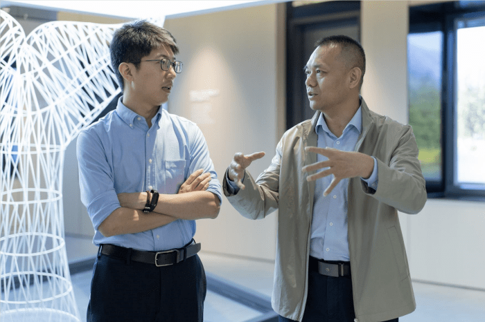 合作创双赢|热烈欢迎御鼎国际和华人设计网莅临富轩全屋门窗参观交流