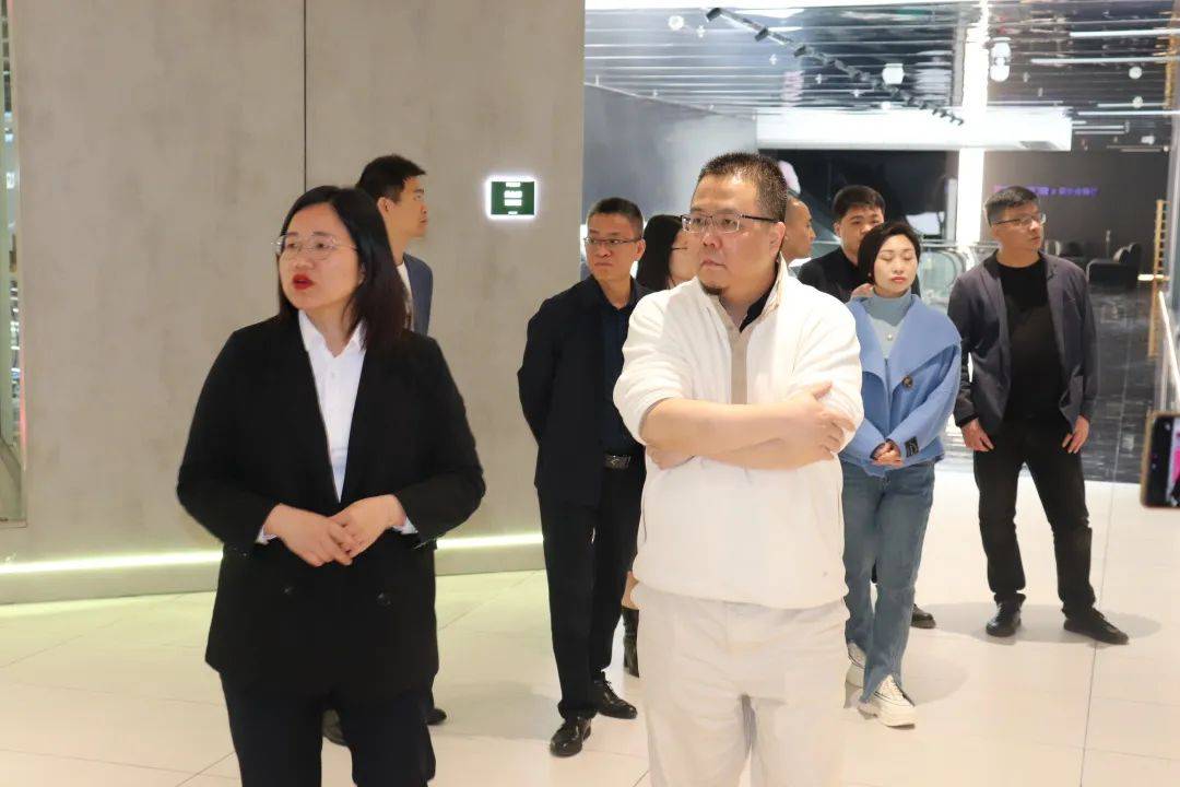 月星集团高层团队莅临富轩全屋门窗共谋发展